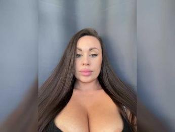 -Hennessy- — Bongacams recorded stream image, 03.11.2025 07:30