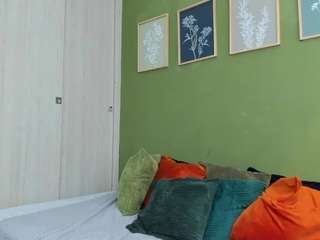 karlyee — Camsoda recorded stream image, 03.11.2025 09:40
