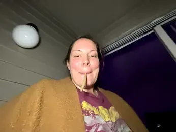 Thickarella420 — Stripchat recorded stream image, 03.11.2025 23:30