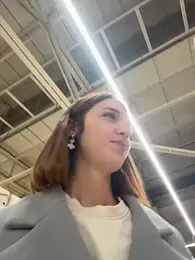 DollyTall — Stripchat recorded stream screenshot (04 Nov 2025)