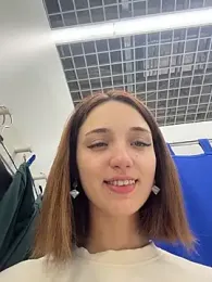 DollyTall — Stripchat recorded stream screenshot (04 Nov 2025)