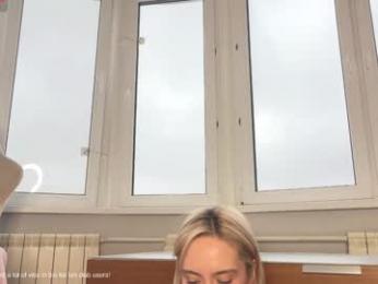 honey_sunshine — Chaturbate recorded stream image, 04.11.2025 09:20