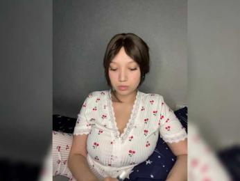 Goldlove10 — Bongacams recorded stream screenshot (04 Nov 2025)