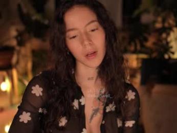 effylowell_ — Chaturbate recorded stream image, 05.11.2025 00:30