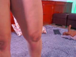 lara-giraldo — Camsoda recorded stream image, 05.11.2025 02:00