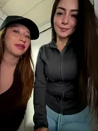 roouse — Stripchat recorded stream screenshot (05 Nov 2025)