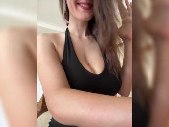 meforryou — Bongacams recorded stream screenshot (05 Nov 2025)