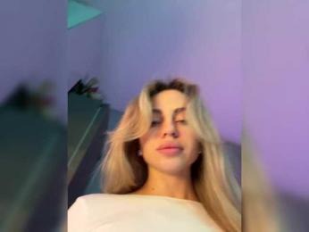 Nataliecroys — Bongacams recorded stream image, 22.02.2025 23:10