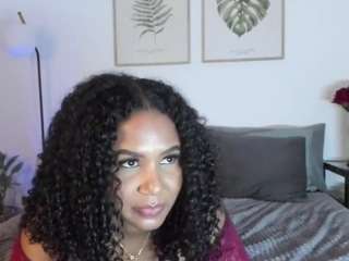 ninagold — Camsoda recorded stream image, 06.11.2025 01:00