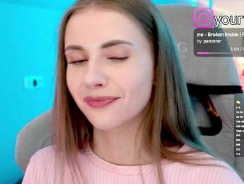 VikkiExtraCheese — Bongacams recorded stream image, 05.11.2025 21:00