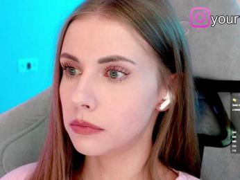 VikkiExtraCheese — Bongacams recorded stream image, 05.11.2025 21:00