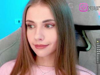 VikkiExtraCheese — Bongacams recorded stream image, 05.11.2025 21:00
