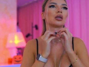 ArtTeasee — Bongacams recorded stream image, 06.11.2025 09:20