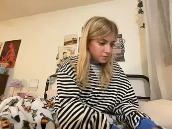 sinfulblonde1 — Stripchat recorded stream screenshot (23 Feb 2025)