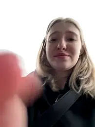 Cum_girlss — Stripchat recorded stream image, 07.11.2025 03:20