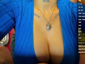 sofiequeen_ — Chaturbate recorded stream image, 08.11.2025 05:10