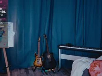 madnessalise — Chaturbate recorded stream image, 08.11.2025 14:50