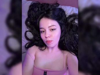 Businka13 — Bongacams recorded stream image, 08.11.2025 16:10