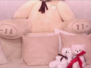 Naomi Bea — Flirt4free recorded stream screenshot (28 Jan 2025)