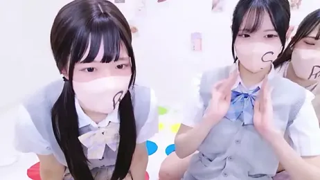 Suzu_ch_xx — Stripchat recorded stream screenshot (09 Nov 2025)