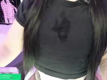 crimsonkitten — Chaturbate recorded stream screenshot (10 Nov 2025)