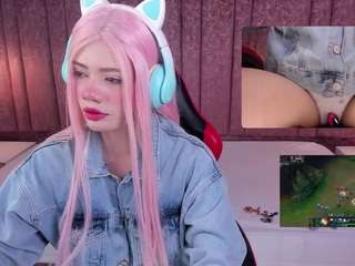 lilapop4 — Camsoda recorded stream image, 10.11.2025 13:50