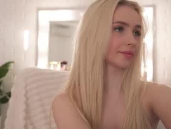 alissa_wxw — Chaturbate recorded stream screenshot (23 Feb 2025)