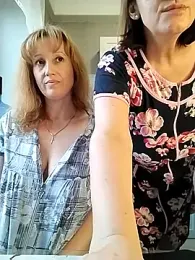 DonnaMagdalena — Stripchat recorded stream screenshot (11 Nov 2025)