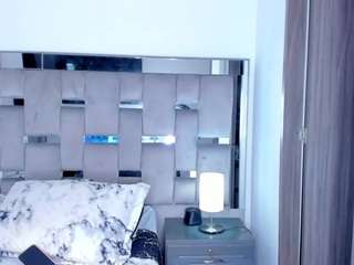 cammiila — Camsoda recorded stream image, 11.11.2025 13:00