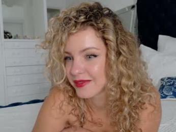 theislandgirl — Chaturbate recorded stream screenshot (11 Nov 2025)