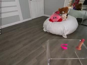 rosiebones — Chaturbate recorded stream screenshot (11 Nov 2025)