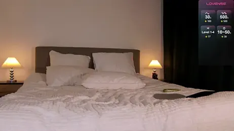 WOW-PeaCH-Girl — Stripchat recorded stream screenshot (12 Nov 2025)