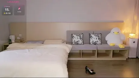 Lucky-baby — Stripchat recorded stream image, 12.11.2025 13:10