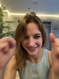 -AngelAri- — Stripchat recorded stream image, 12.11.2025 18:00