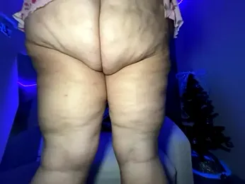 Thickarella420 — Stripchat recorded stream image, 12.11.2025 22:00