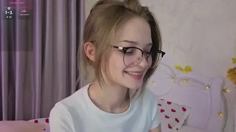 vialeta_baby — Stripchat recorded stream image, 12.11.2025 23:10