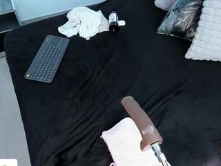 angie-roses — Camsoda recorded stream image, 13.11.2025 21:50