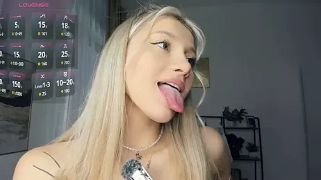 FaaBinaa — Stripchat recorded stream screenshot (14 Nov 2025)