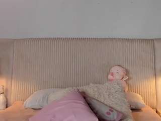 susan-zc — Camsoda recorded stream image, 14.11.2025 20:30