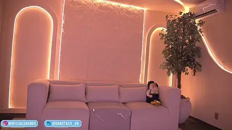 Dakota_Lee — Stripchat recorded stream image, 15.11.2025 04:30