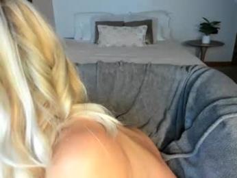 sexxylaurab — Chaturbate recorded stream image, 15.11.2025 05:10