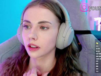 VikkiExtraCheese — Bongacams recorded stream image, 15.11.2025 03:50