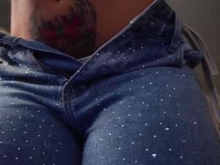 alicee-love — Camsoda recorded stream image, 15.11.2025 12:30