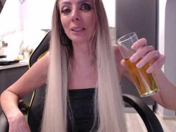 blondalina — Bongacams recorded stream image, 15.11.2025 21:50