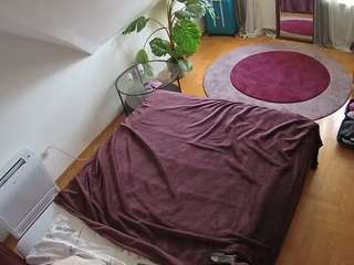voyeurcam-julmodels-whitebed-4 — Camsoda recorded stream image, 11.11.2025 07:00