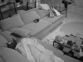 voyeurcam-julmodels-living-3 — Camsoda recorded stream image, 09.11.2025 16:20