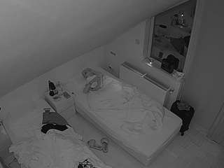 voyeurcam-julmodels-bed-7 — Camsoda recorded stream image, 15.11.2025 00:00