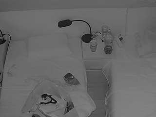 voyeurcam-julmodels-bed-7 — Camsoda recorded stream image, 15.11.2025 00:00