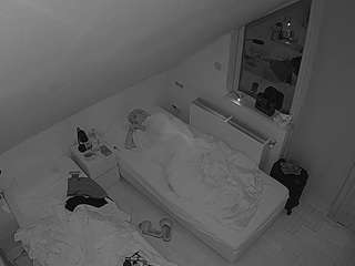 voyeurcam-julmodels-bed-7 — Camsoda recorded stream image, 15.11.2025 00:00
