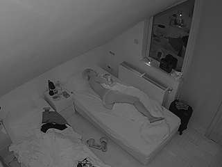 voyeurcam-julmodels-bed-7 — Camsoda recorded stream image, 15.11.2025 00:00